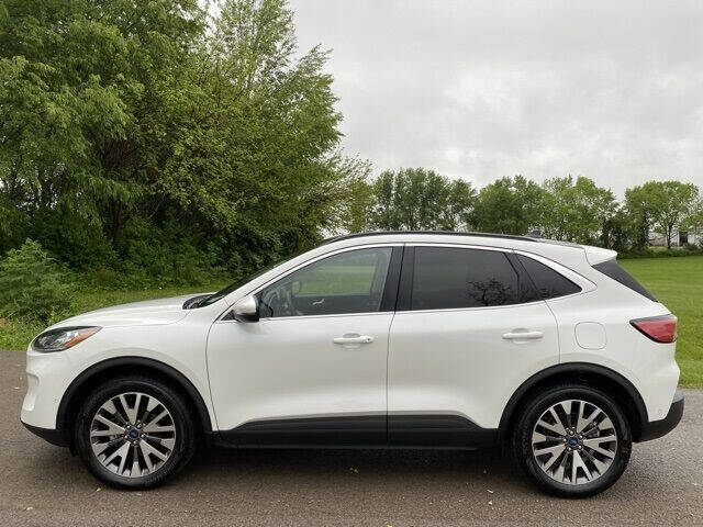 2020 Ford Escape Titanium