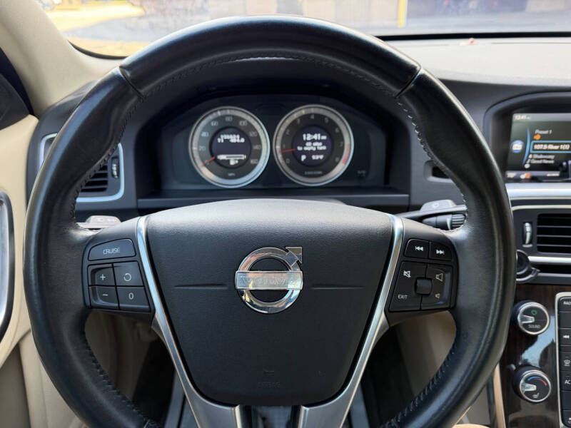 2013 Volvo S60 T5 Premier