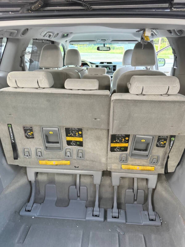 2013 Toyota Sienna