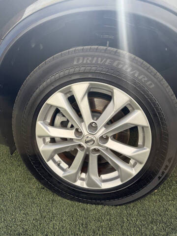 2015 Nissan Rogue SV