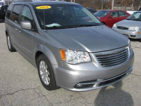 2016 Chrysler Town and Country for sale at Schultz Auto Sales in Demotte IN
