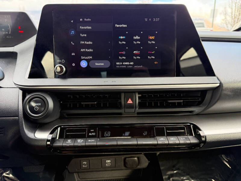 2024 Toyota Prius LE