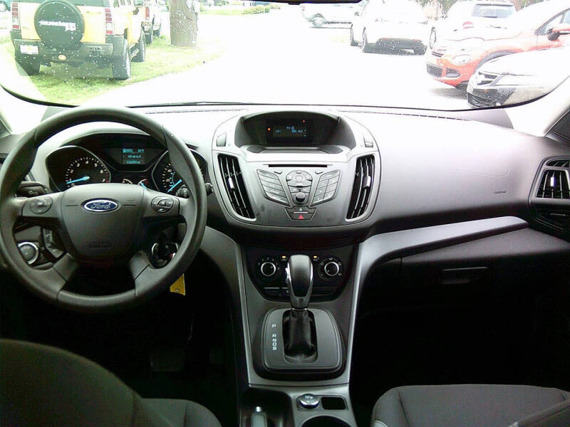 2013 Ford Escape S