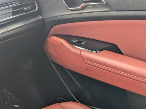 2024 Kia Sportage SX