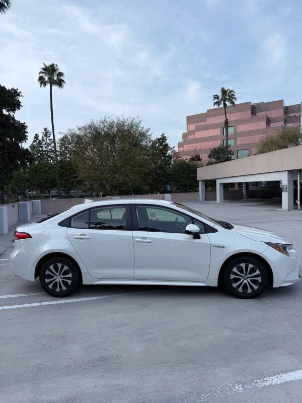 2021 Toyota Corolla Hybrid LE