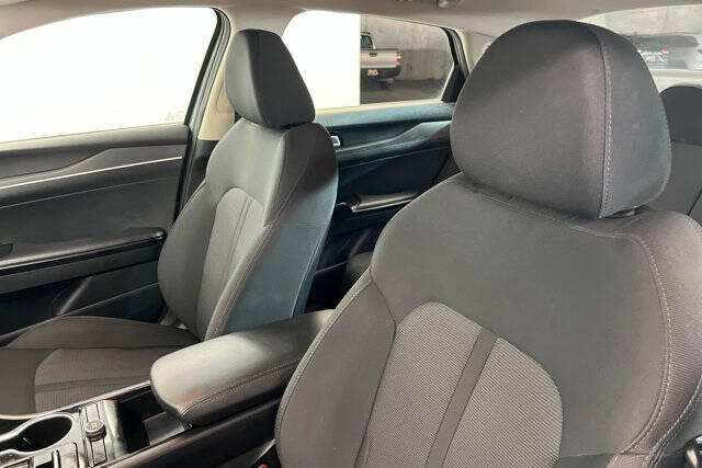 2021 Kia K5