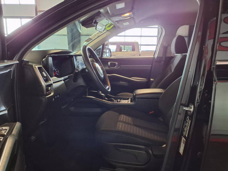 2022 Kia Sorento LX