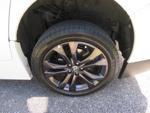 2023 Toyota Sienna XSE 7-Passenger