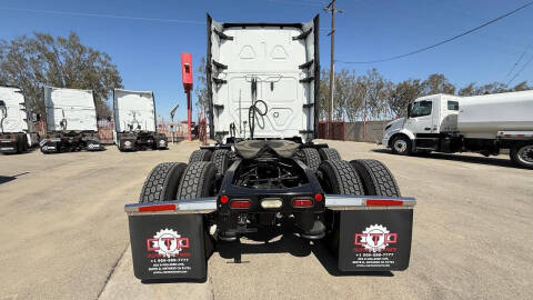 2023 Freightliner Cascadia