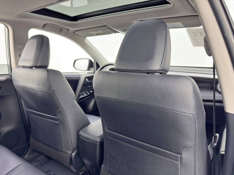 2017 Toyota RAV4 Hybrid Limited