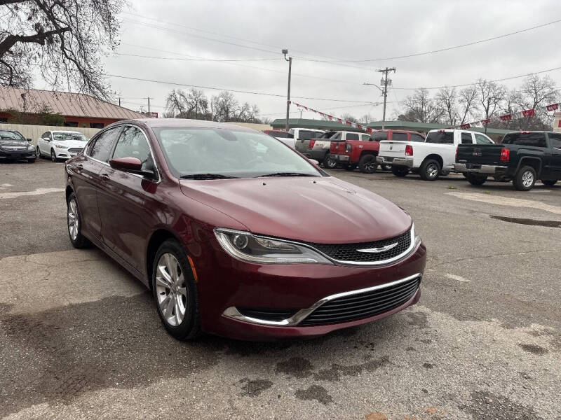 2017 Chrysler 200 Limited