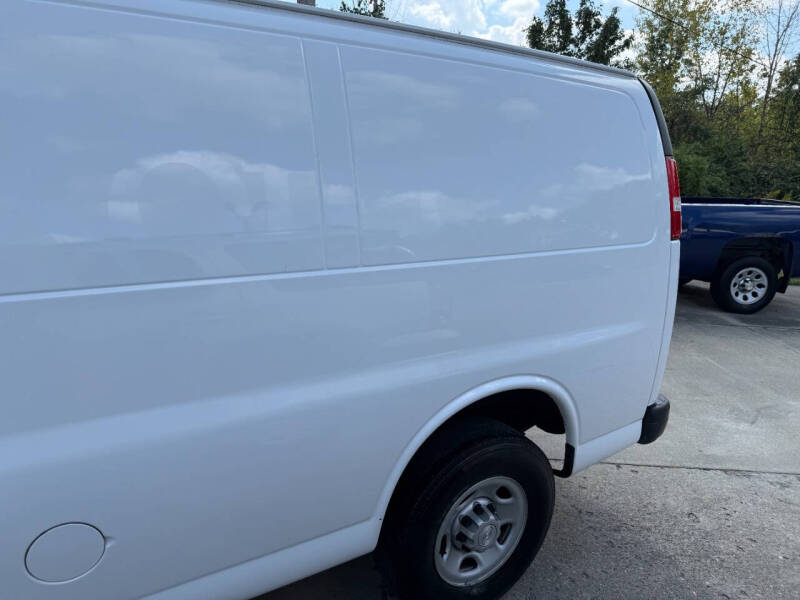 2017 Chevrolet Express 2500