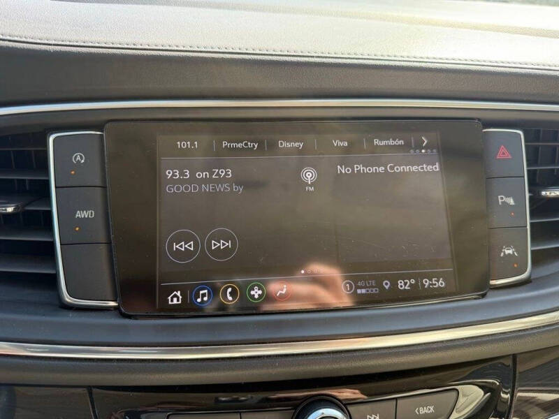 2023 Buick Enclave Essence