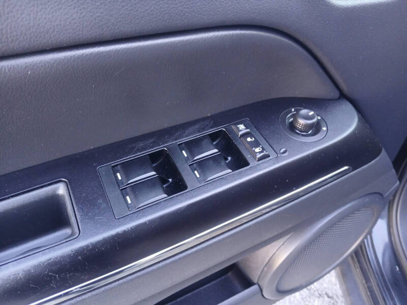 2011 Jeep Compass 70th Anniversary