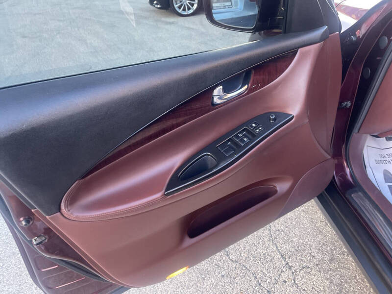 2015 Infiniti QX50 Journey