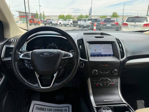 2020 Ford Edge SEL