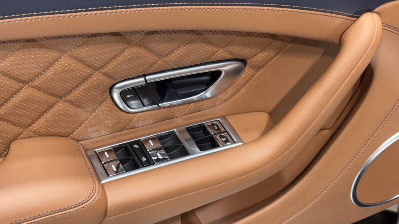 2016 Bentley Continental 42