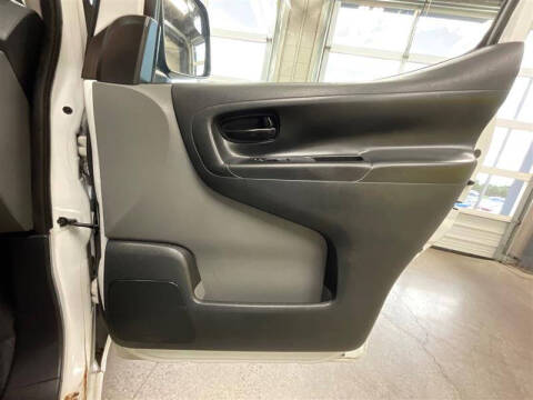 2017 Nissan NV200 S