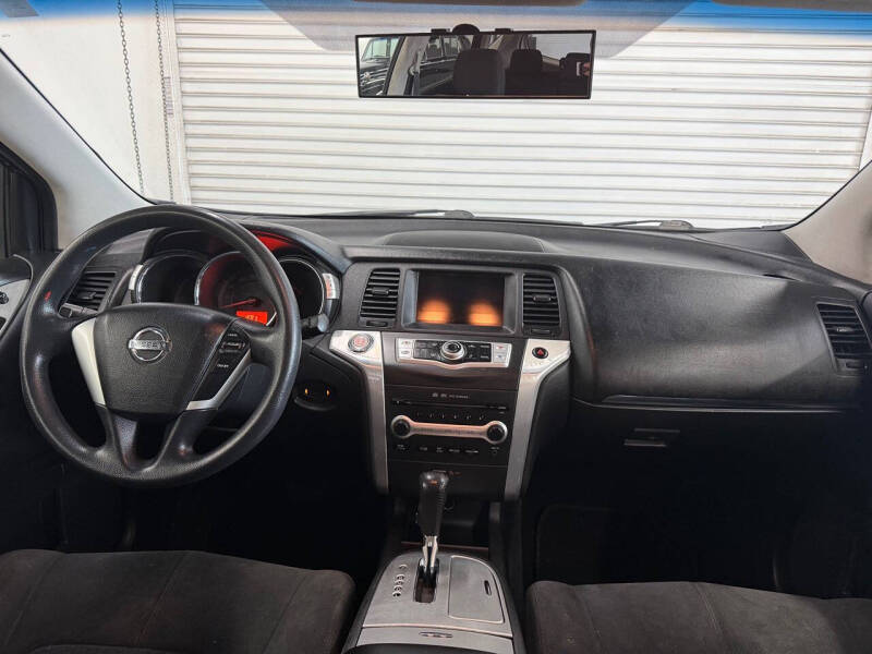 2010 Nissan Murano LE