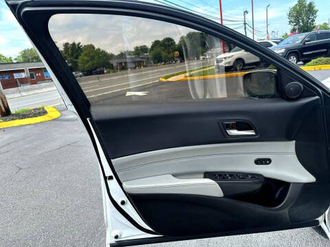 2019 Acura ILX w/Premium