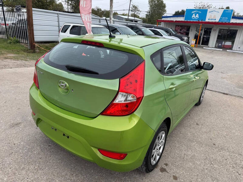 2013 Hyundai Accent GS