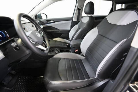 2024 Volkswagen Taos SEL 4Motion