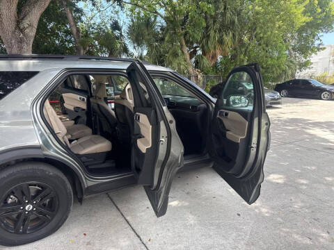 2020 Ford Explorer XLT
