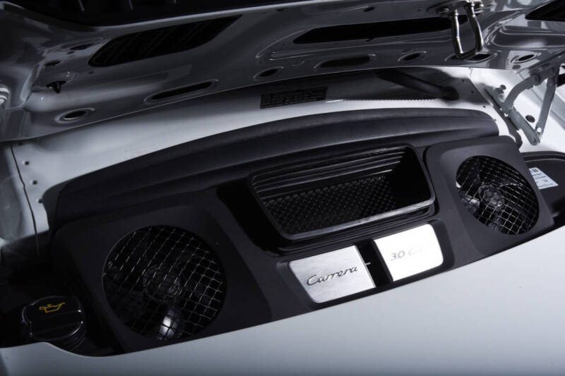 2018 Porsche 911 Carrera GTS