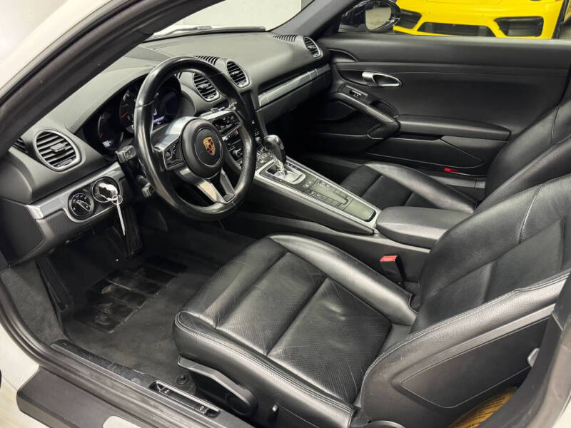 2018 Porsche 718 Cayman