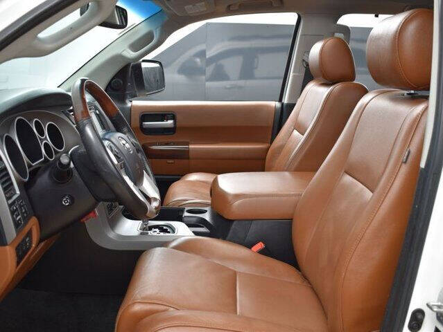 2016 Toyota Sequoia Platinum