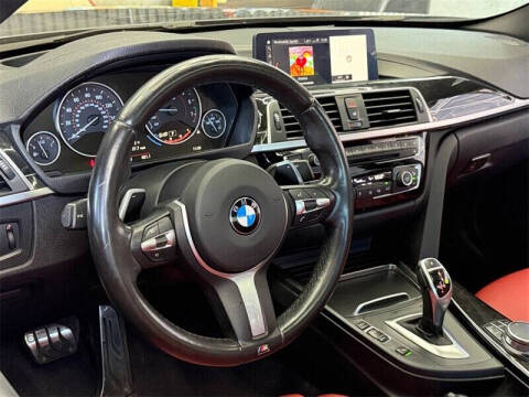 2018 BMW 3 Series 330i