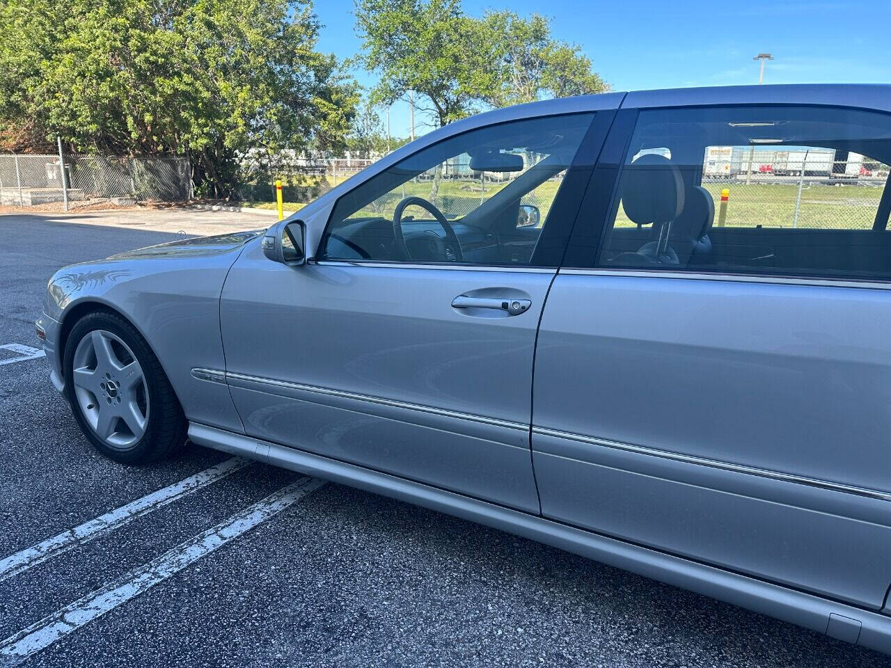 2003 Mercedes-Benz S-Class  - $16,900