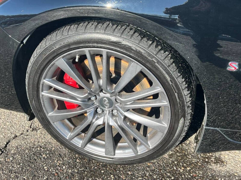 2017 Infiniti Q50 Red Sport 400