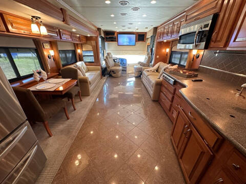 2011 Newmar Ventana 43’  1.5 Bath Pre-Def Diesel KingBed