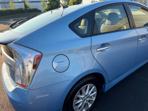 2014 Toyota Prius Plug-in Hybrid