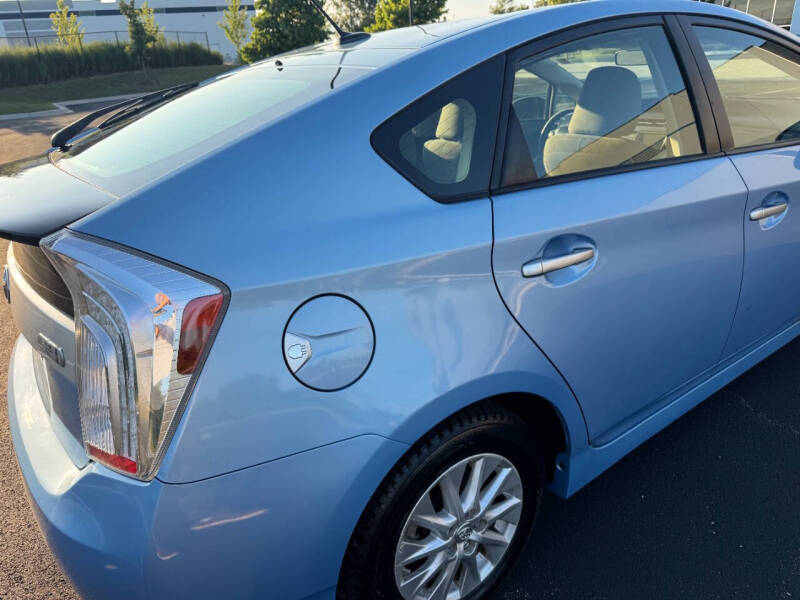 2014 Toyota Prius Plug-in Hybrid