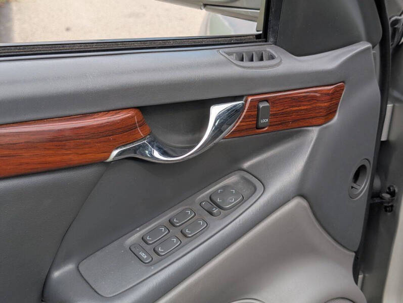 2005 Cadillac DeVille