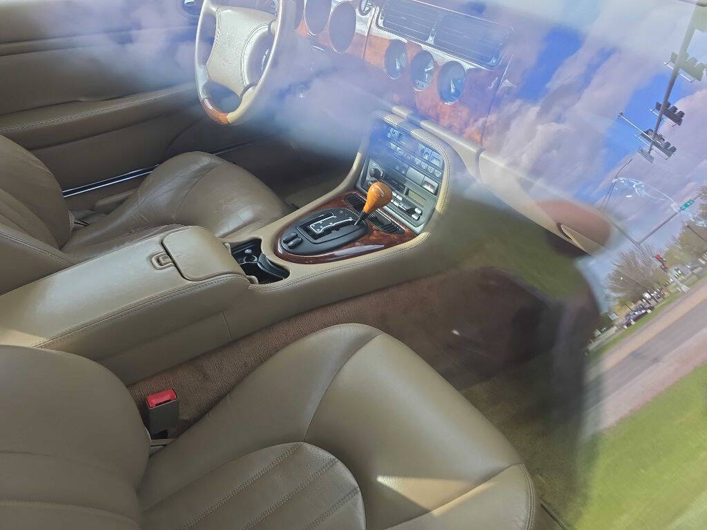 1997 Jaguar XK8 19