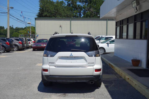 2010 Mitsubishi Outlander SE