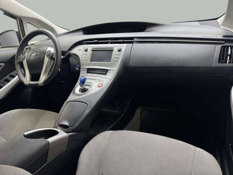 2014 Toyota Prius Two