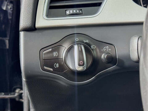 2010 Audi A4 2.0T quattro Premium