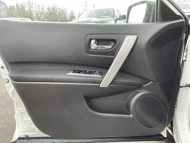 2011 Nissan Rogue SV