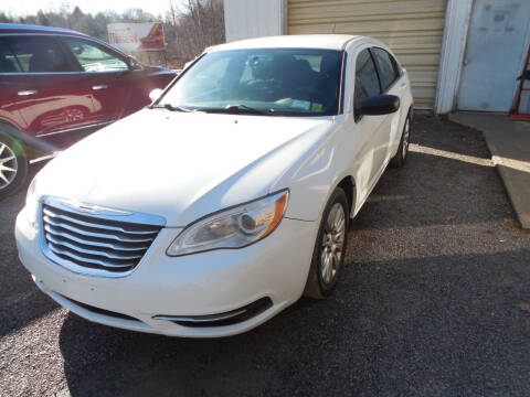 2013 Chrysler 200 for sale at Sabula Auto Center & U-Haul - Trade in's for sale in Du Bois PA