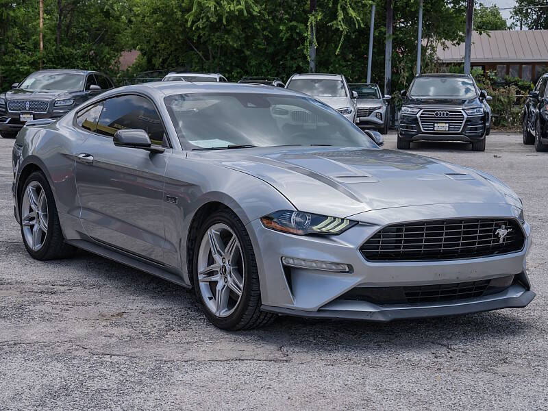 2020 Ford Mustang