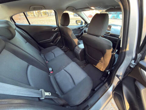 2016 Mazda MAZDA3 i Sport