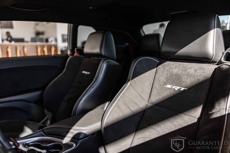 2015 Dodge Challenger SRT Hellcat