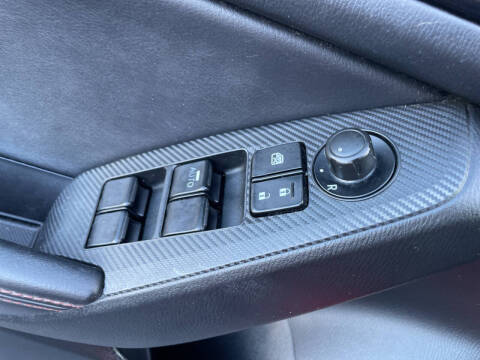 2016 Mazda MAZDA3 i Grand Touring