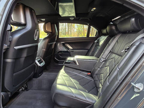 2024 BMW i7 xDrive60