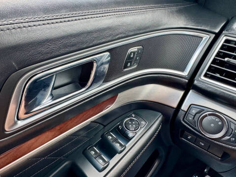 2018 Ford Explorer Platinum