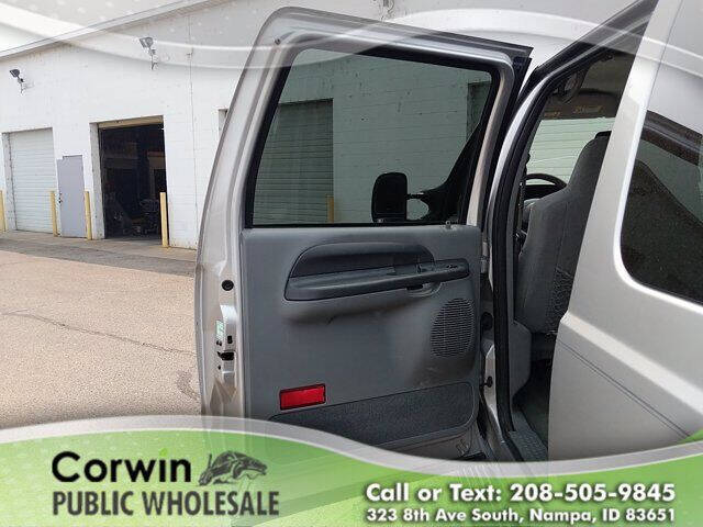 2003 Ford Excursion XLT